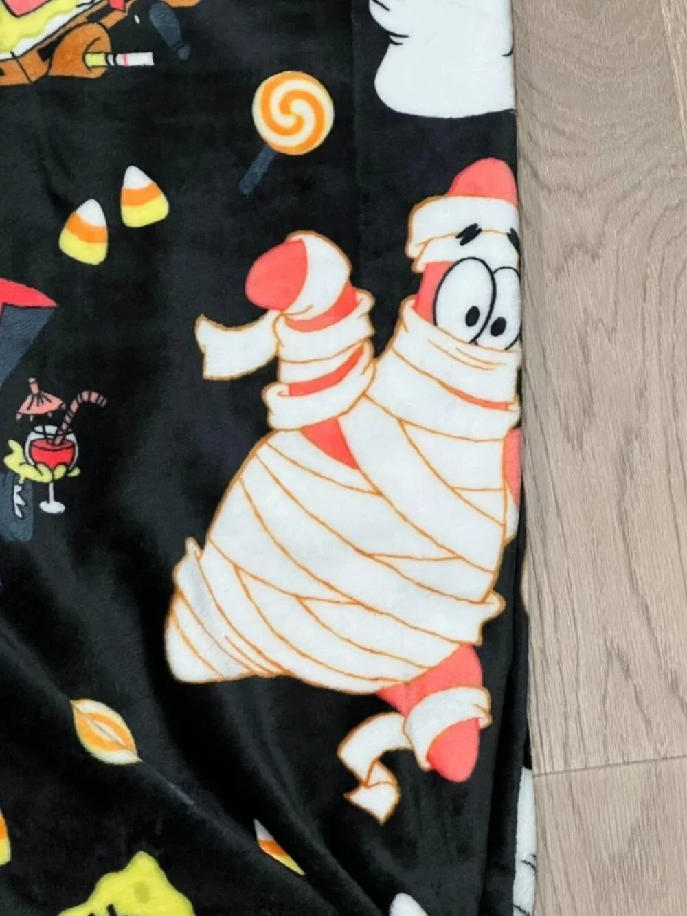 Nickelodeon SPONGEBOB SQUAREPANTS HALLOWEEN Throw Blanket 50x70 Black Mummy 2026